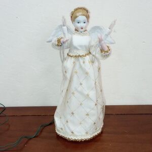 Vintage Silvestri Angel Tree Top, Porcelain Head And Wings